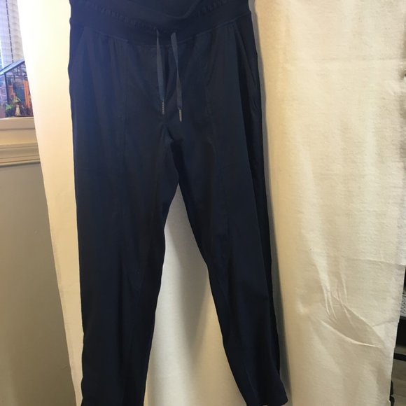 Lululemon Athletic Pants Navy Sz 4 - Picture 1 of 5